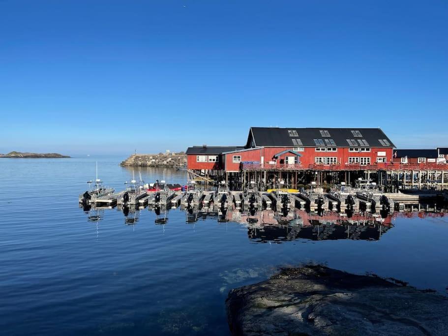 A, The Far End Of Lofoten, Top Apartment. Sørvågen Exterior foto
